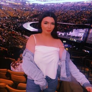 Meet your Posher, Tiffany